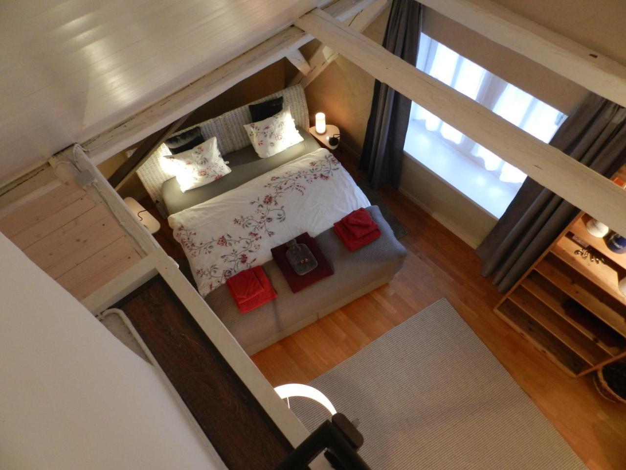 Blue Wall Bnb Gebenstorf Bagian luar foto