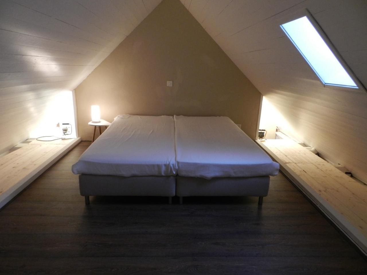 Blue Wall Bnb Gebenstorf Bagian luar foto
